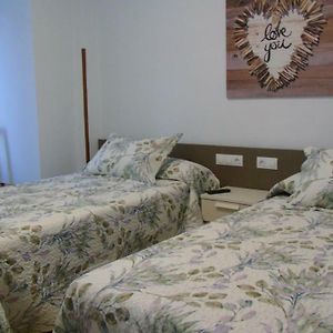 Habitación con 2 Camas Individuales